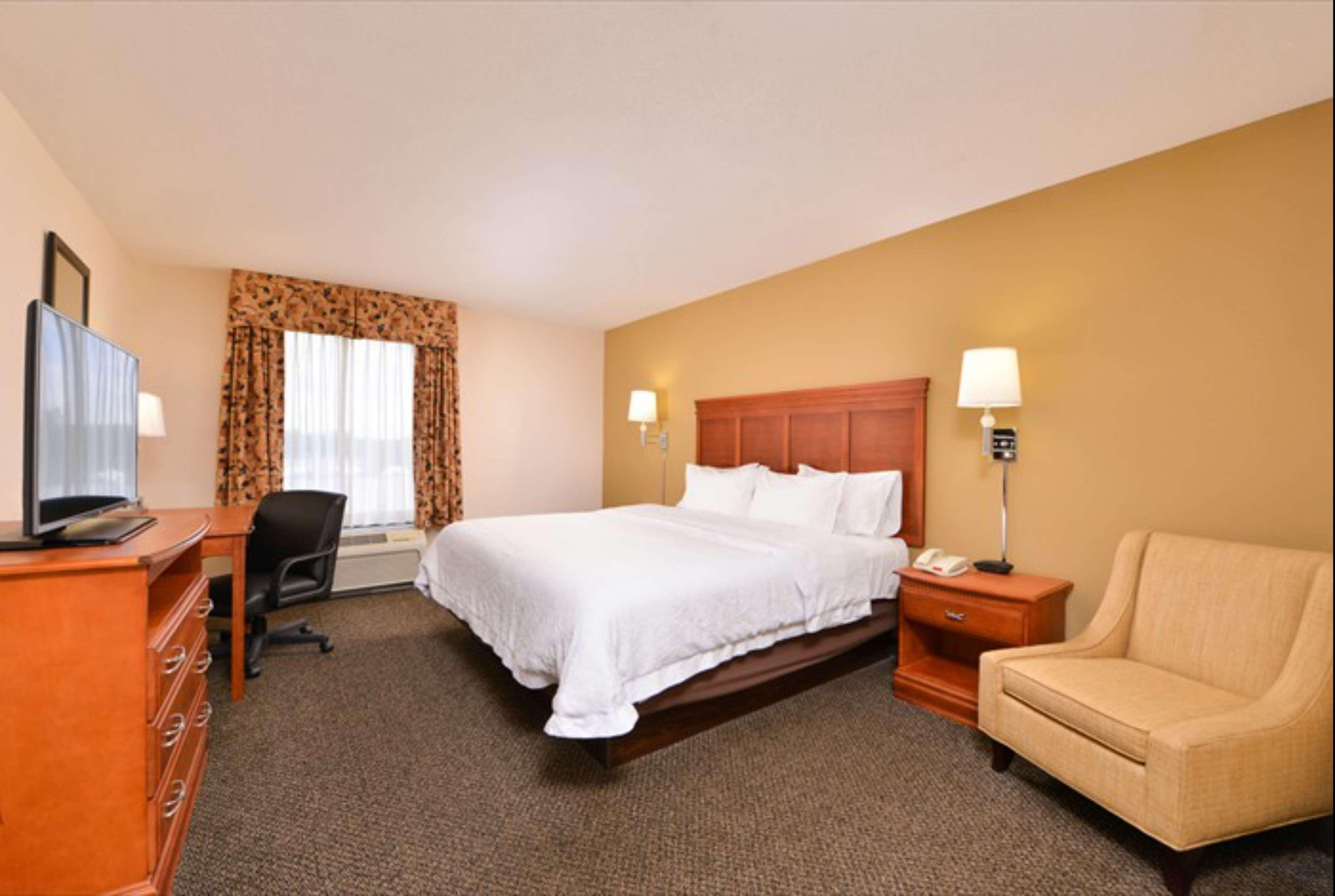 Hotel Hampton &