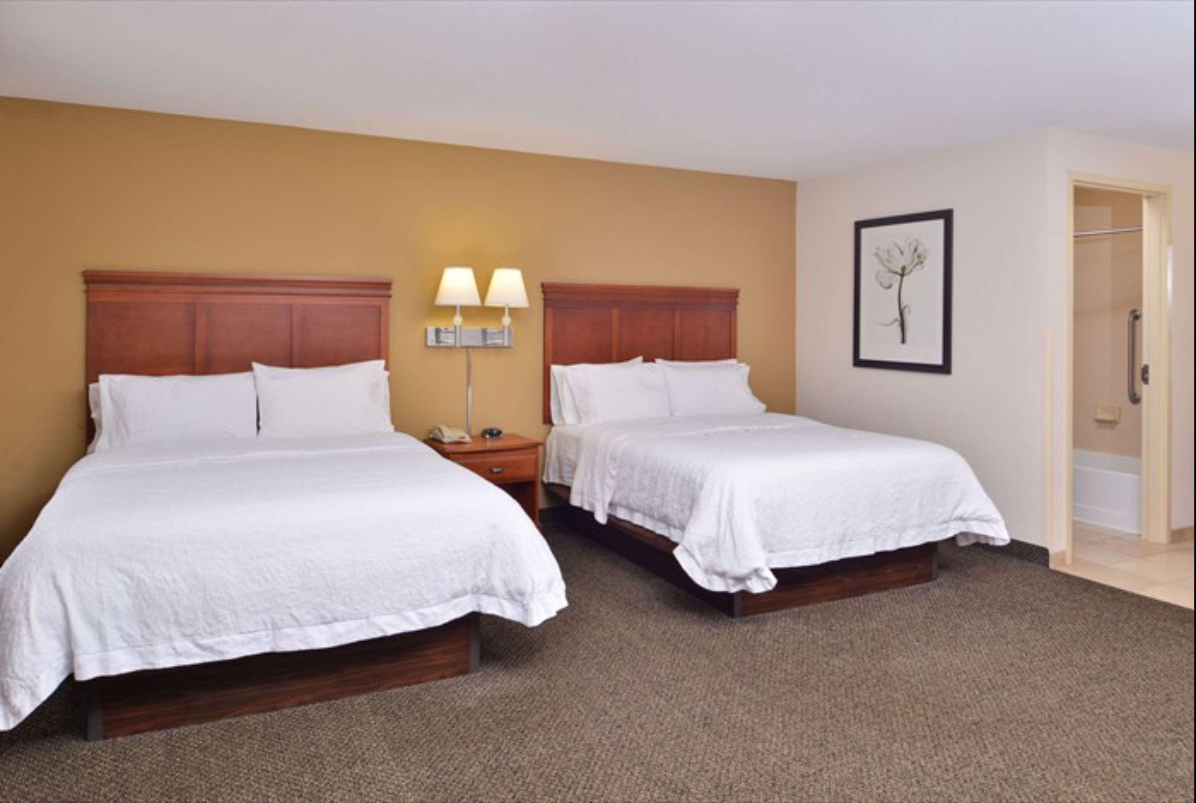 Hotel Hampton &