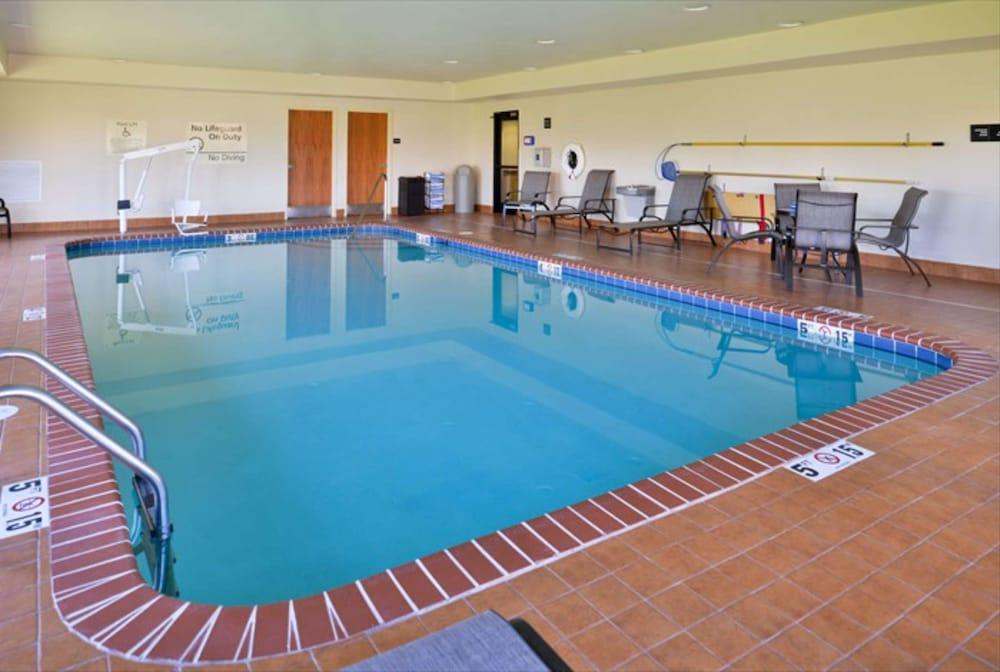 Hotel Hampton & Richmond