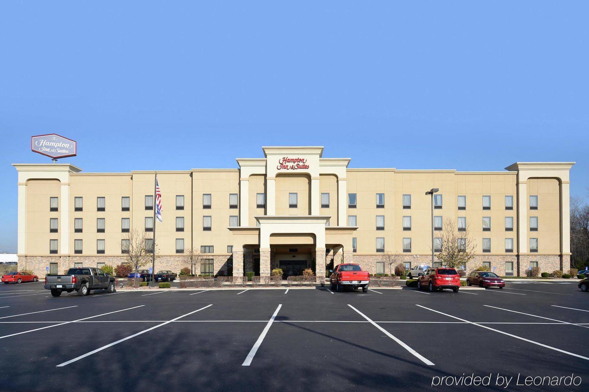 Hampton & Hotel